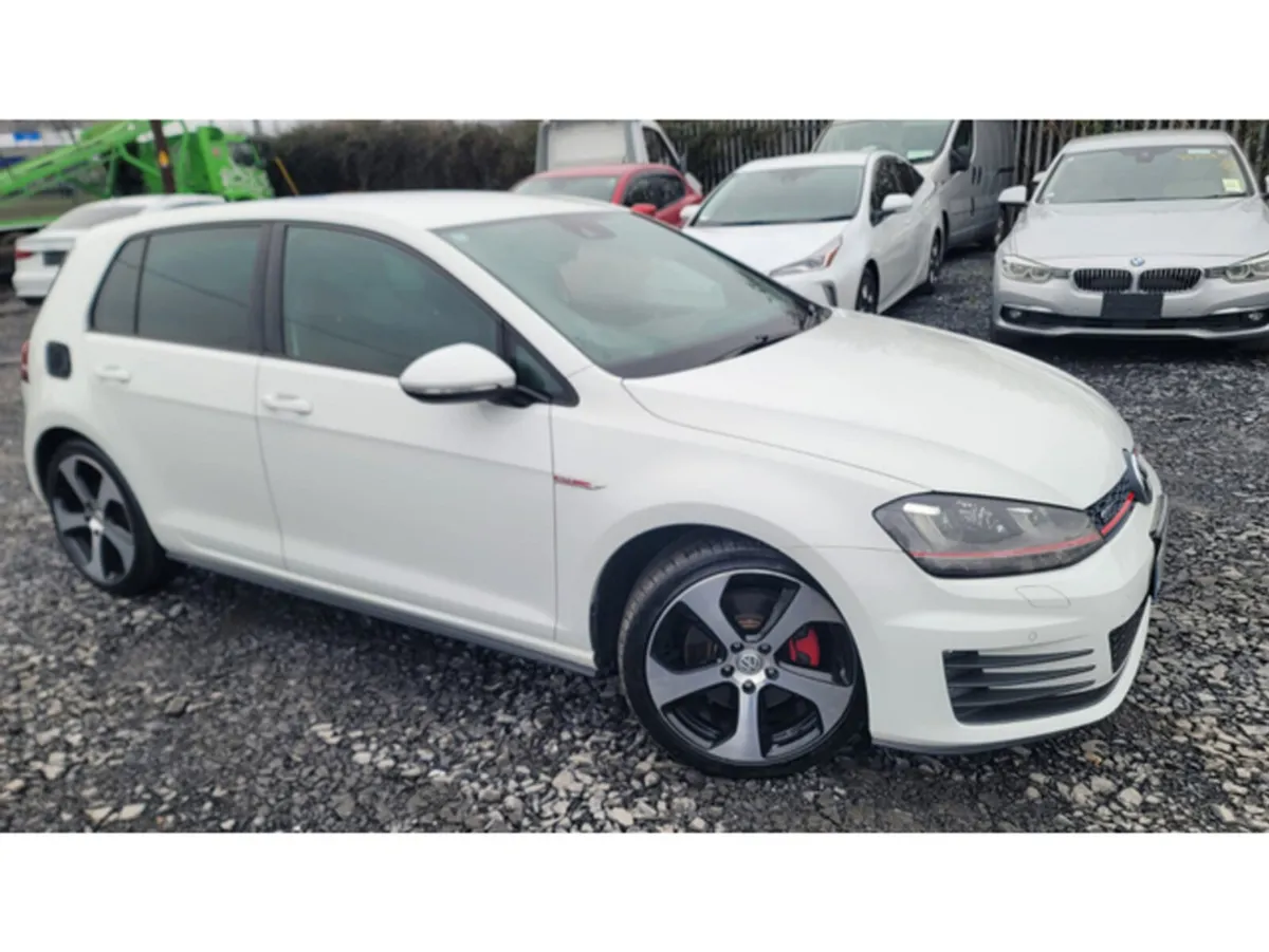 Volkswagen Golf GTI2.0 AUTOMATIC LOW MILEAGE (J561 - Image 1