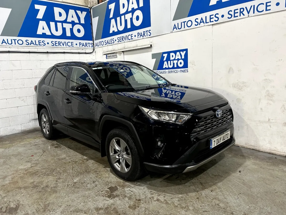Toyota RAV4 RAV4 HYBRID LUNA 4DR AUTO - Image 1