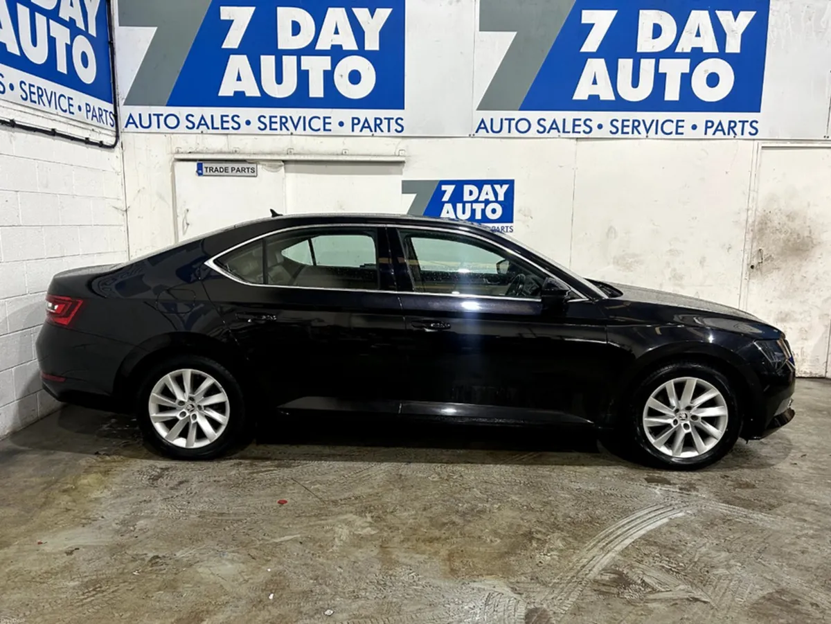 Skoda Superb STYLE 1.6 TDI 120BHP 4DR - Image 3
