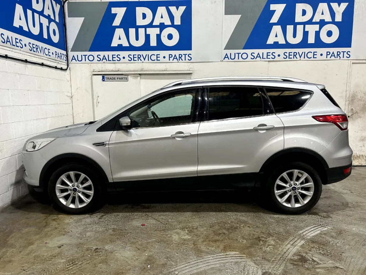 Ford Kuga TITANIUM 2.0 TD 120 S6 M6 F 5DR FWD - Image 4