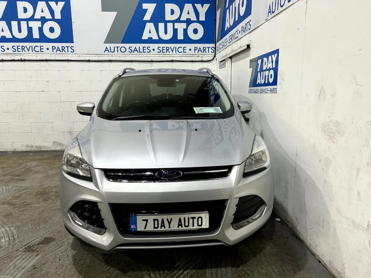Ford Kuga TITANIUM 2.0 TD 120 S6 M6 F 5DR FWD - Image 2