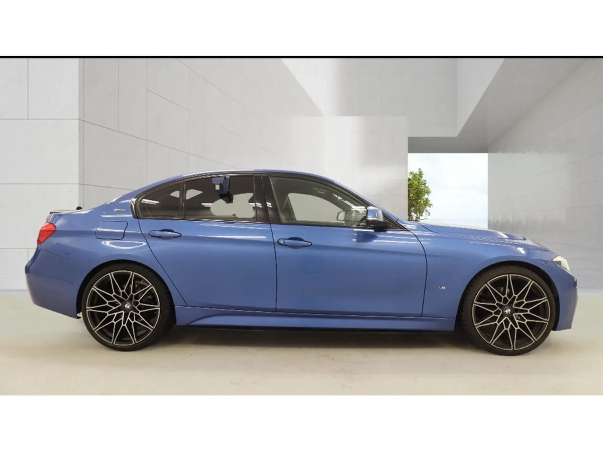 BMW 3-Series M SPORT AUTO Hybrid - Image 4