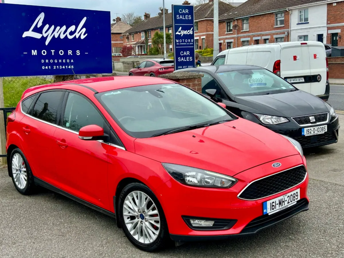 Ford Focus ZETEC 5DR 1.5 TD 95PS 6SPEED 4DR - Image 3