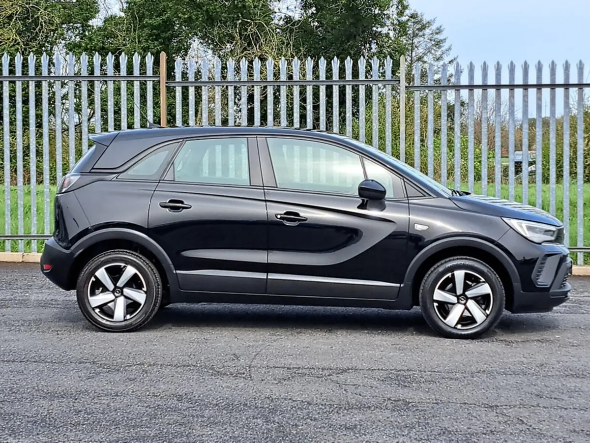 Opel Crossland SC 1.2TURBO 110BHP - Image 3