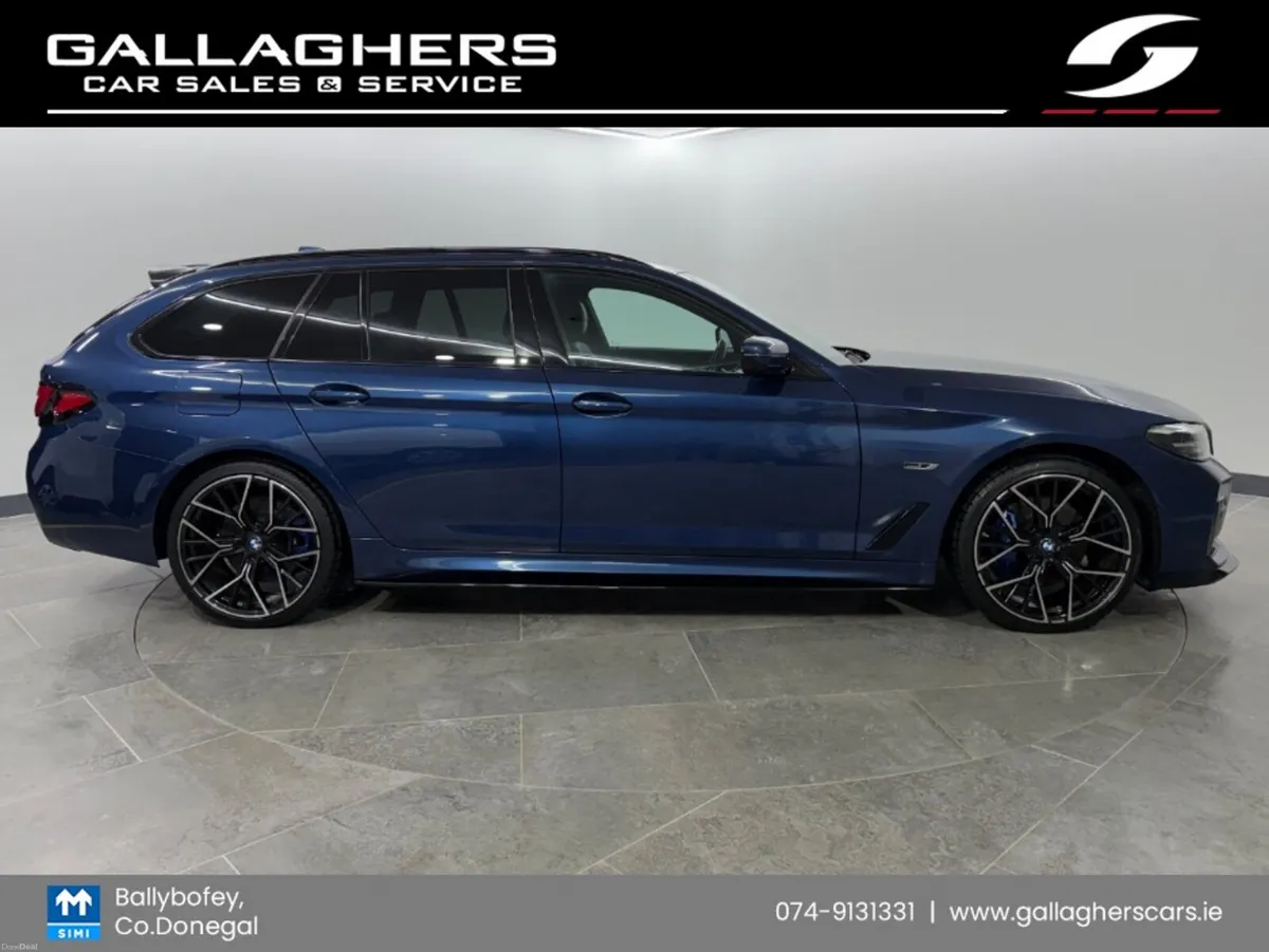 BMW 5-Series (222) M SPORT TOURING AUTOMATIC - Image 4