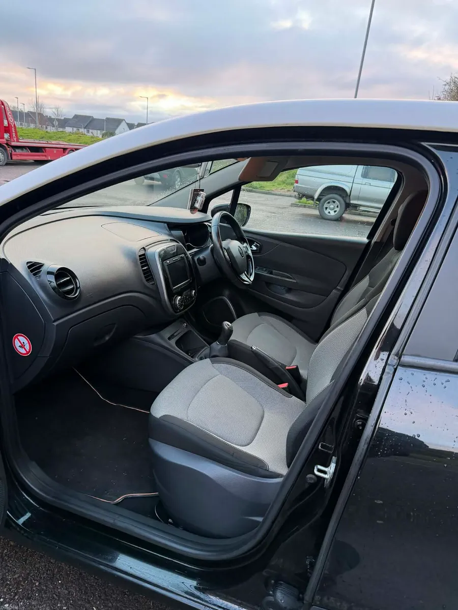 Renault Captur - Image 4