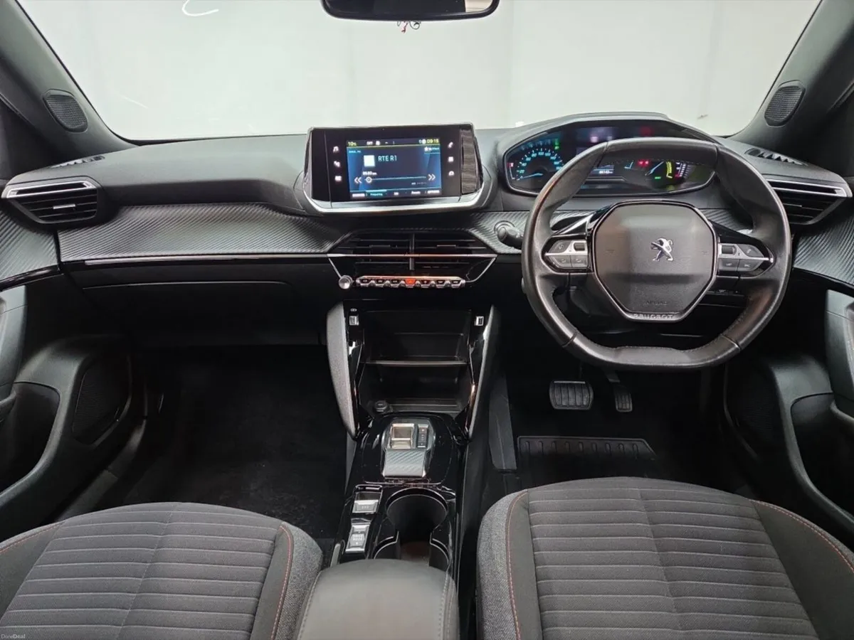 Peugeot 2008 Electric 136bhp (50 kWh) Active - Image 4