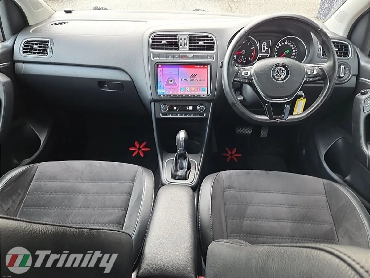 Volkswagen Polo ** HIGH LINE ** AUTO ** TRINITY MO - Image 2