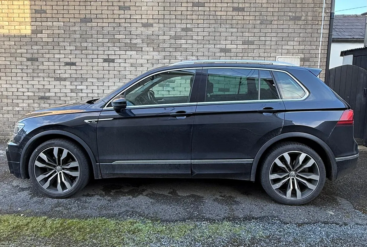 2016 VW Tiguan R line - Image 3