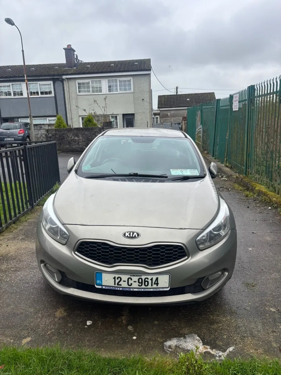 Kia Ceed 2012 - Image 1
