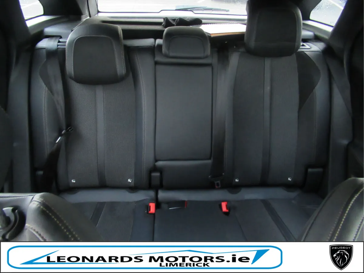 221 Peugeot 3008 Allure Diesel - Image 6