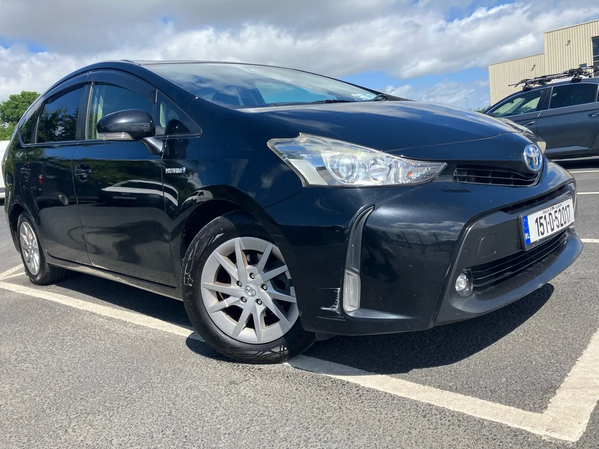 Toyota Prius CX 7 seater - Image 1