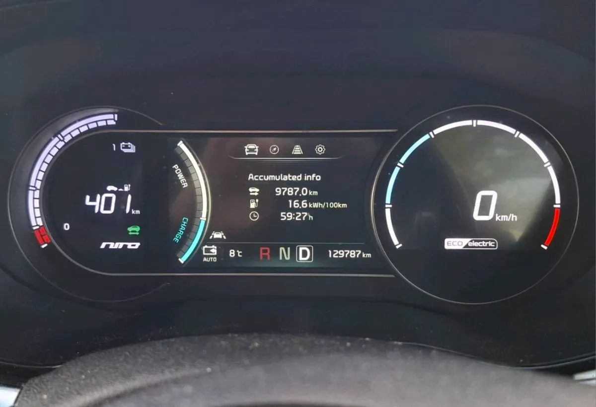 ONE OWNER 64kw eNiro LONG-RANGE 440-400km NCT 8/27 - Image 3