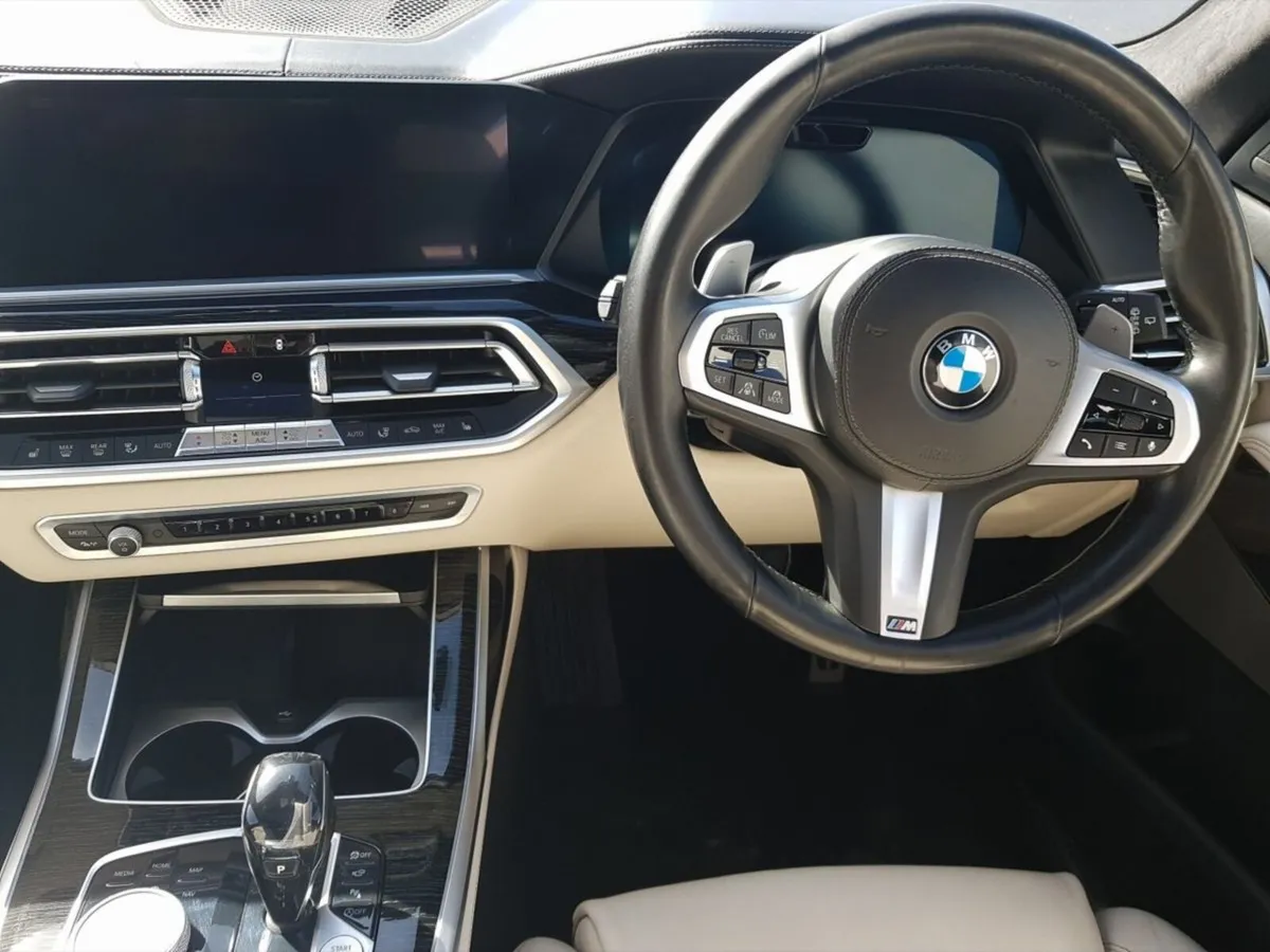 BMW X7 M50d - Image 5