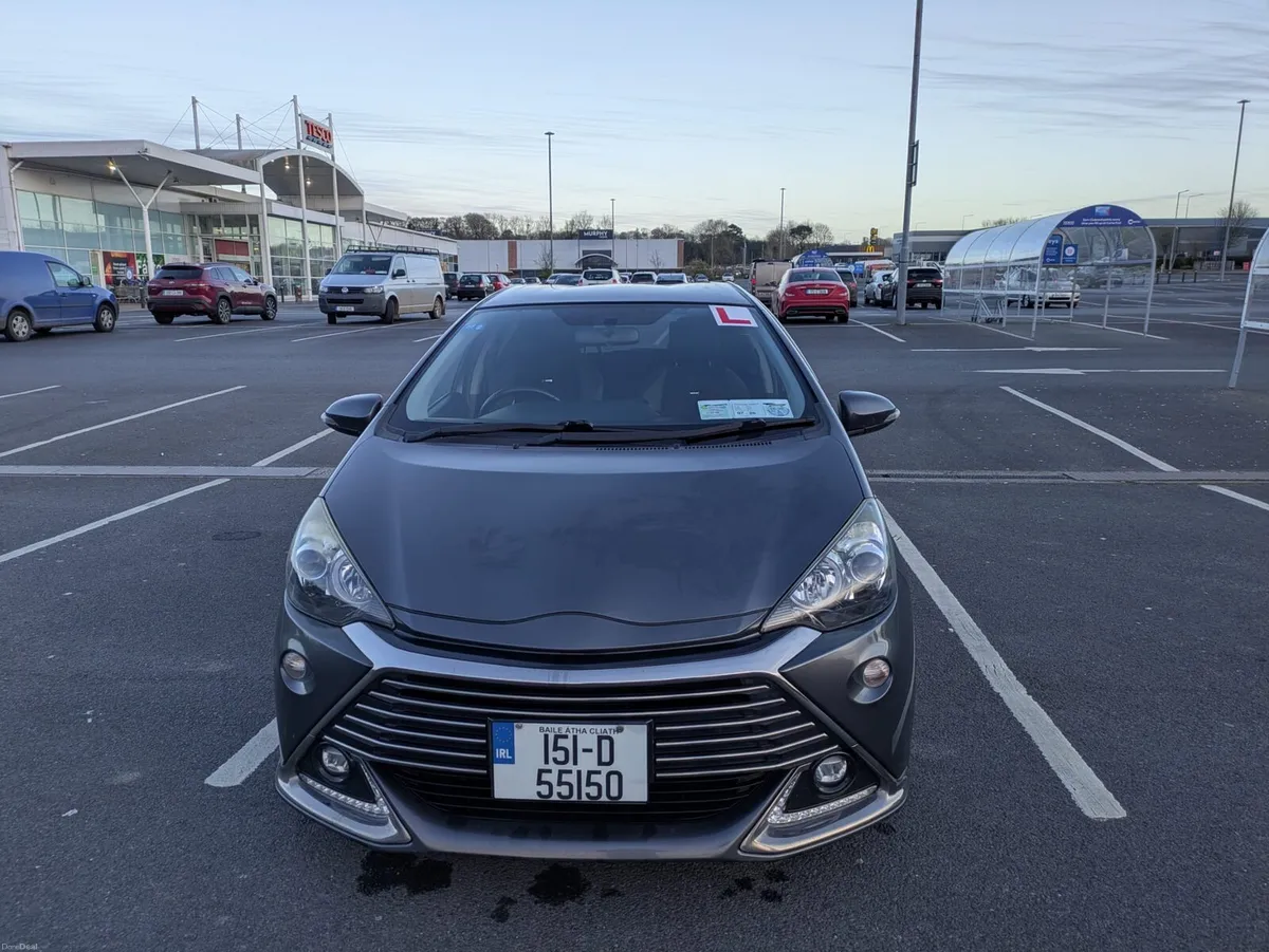 Toyota Aqua 2015 - Image 3