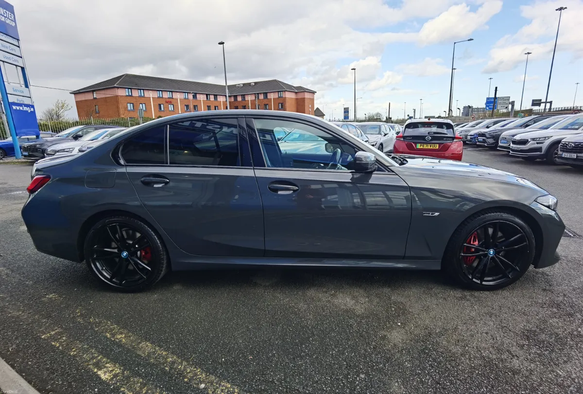 BMW 3 SERIES 330E M SPORT **NEW MODEL** AUTO PHEV - Image 4