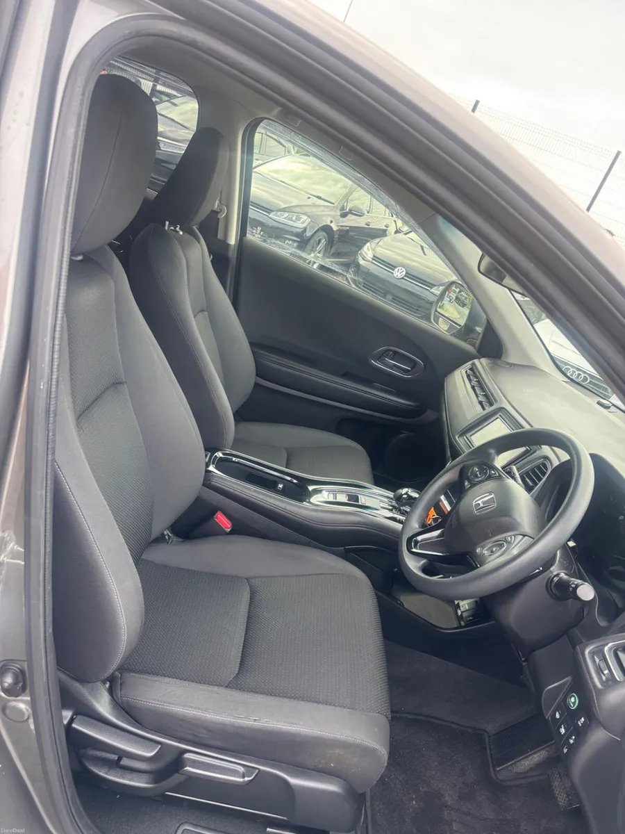 Honda Vezel - Image 4