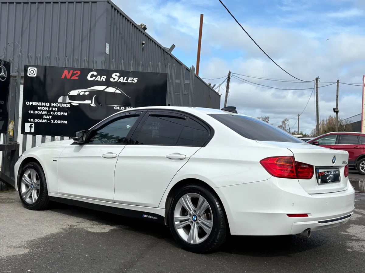 152 BMW 320d AUTO, LOW MILES, NEW NCT - Image 4