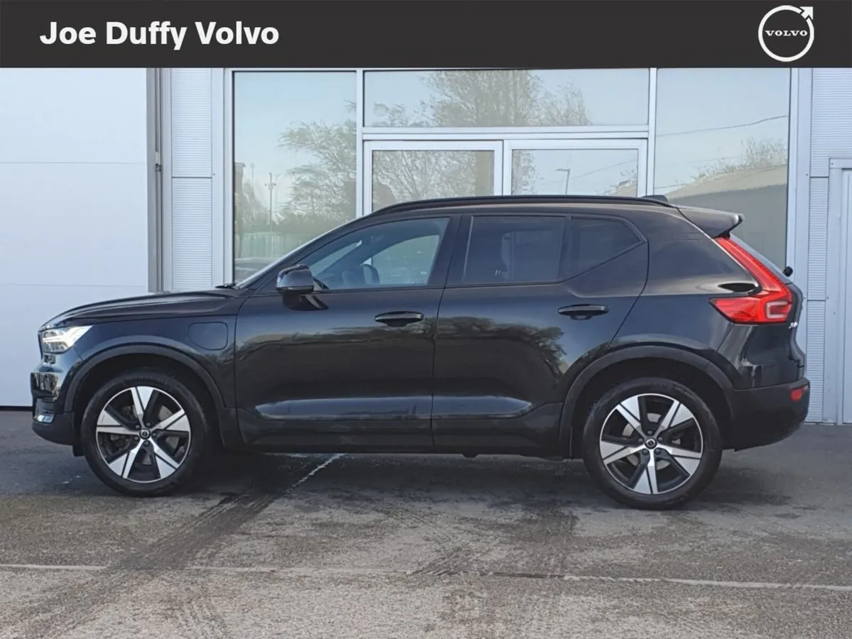 Volvo XC40 PHEV T4 (197hp) R-Design FWD - Image 4