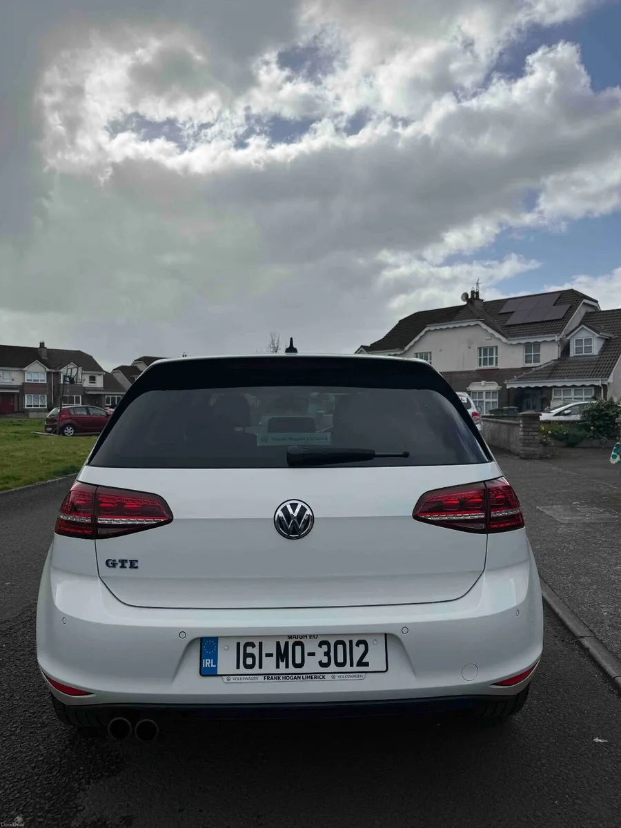 Volkswagen Golf 2016 - Image 2