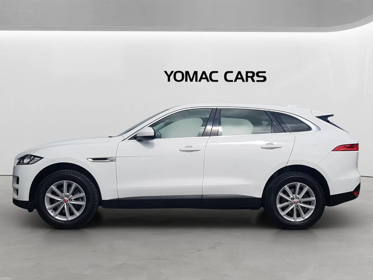JAGUAR F-PACE PRESTIGE AWD - 1 OWNER - 2016 - Image 6