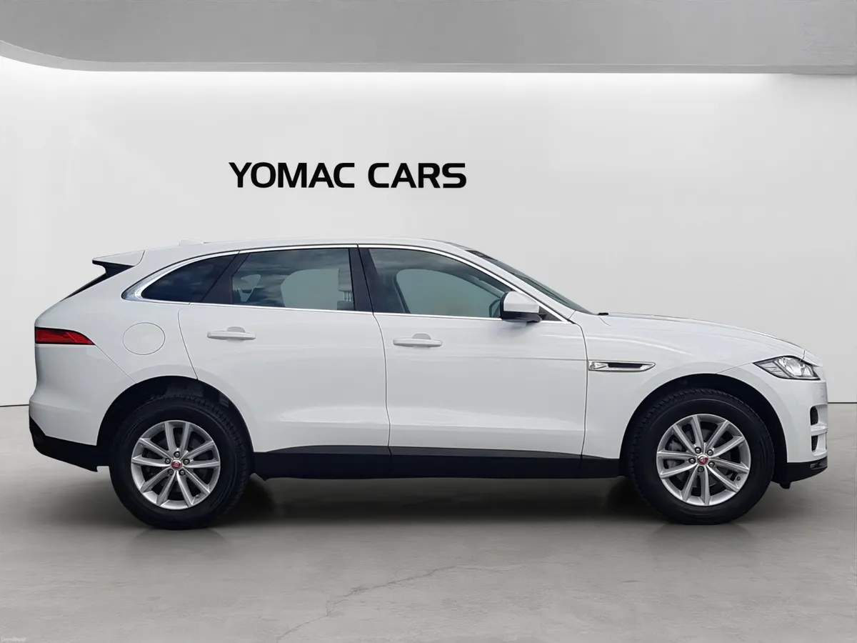 JAGUAR F-PACE 2016 AWD AUTO PRESTIGE - Image 3