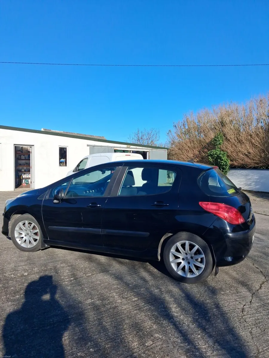 Peugeot 308 2011 - Image 1