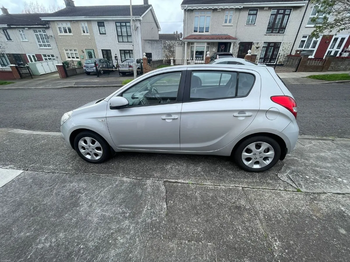 2010 Hyundai i20 – Low Mileage – needs small work - Image 1