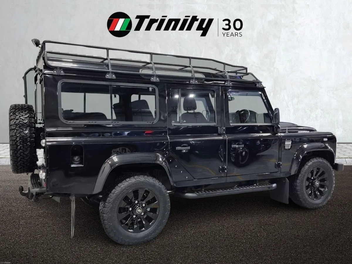 Land Rover Defender ** 110 ** CREWCAB 5 SEAT ** VE - Image 3