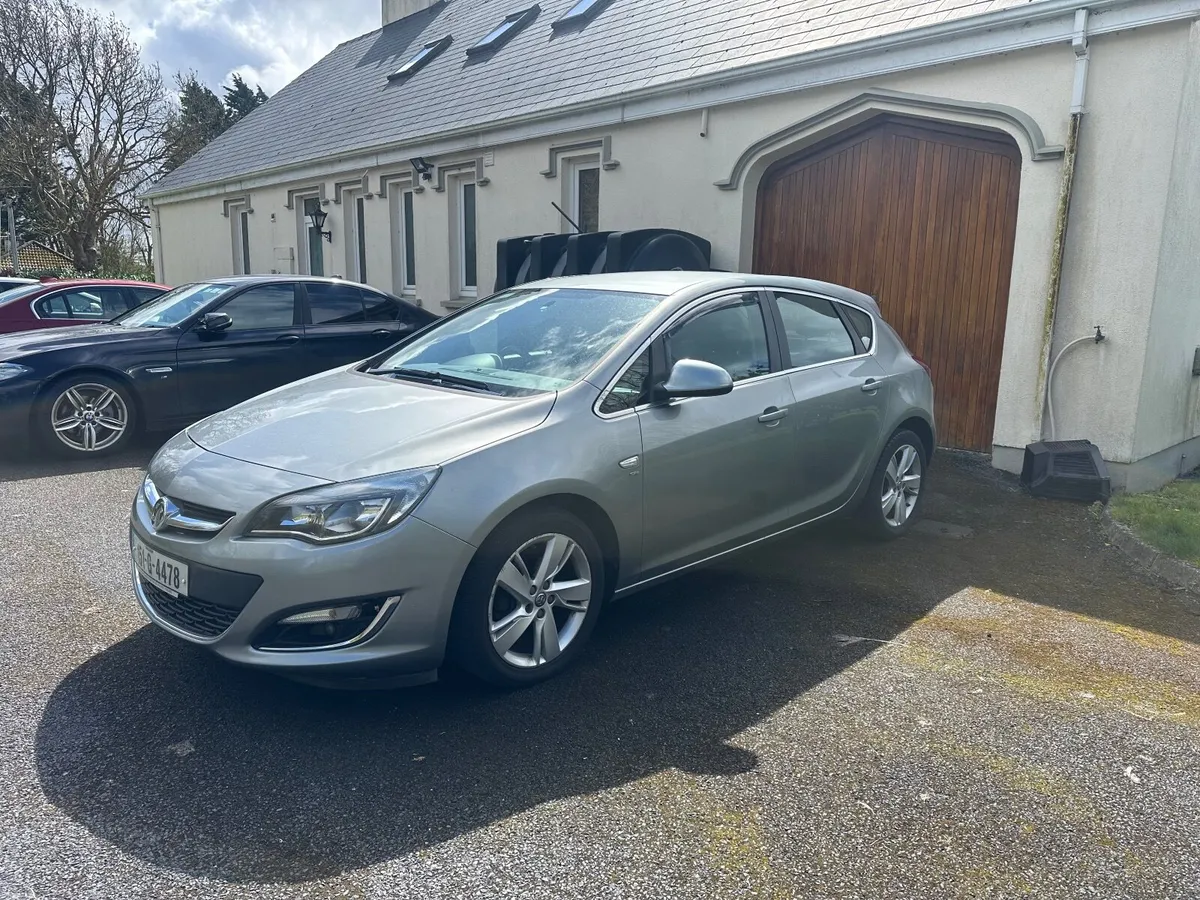 Vauxhall Astra 2015 - Image 1