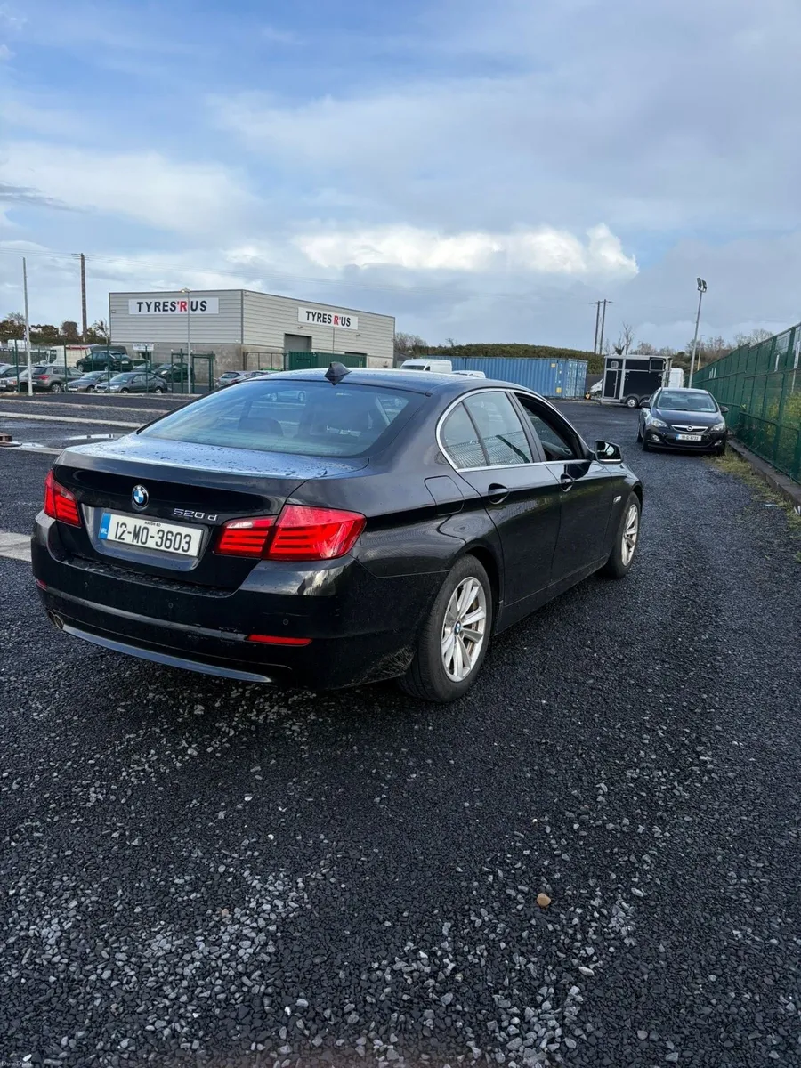12 bmw 520d - Image 2