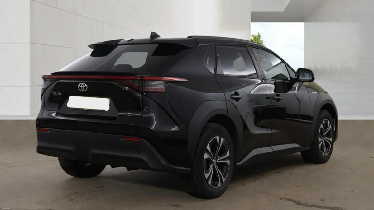 2024 Toyota bZ4X MOTION - Image 2