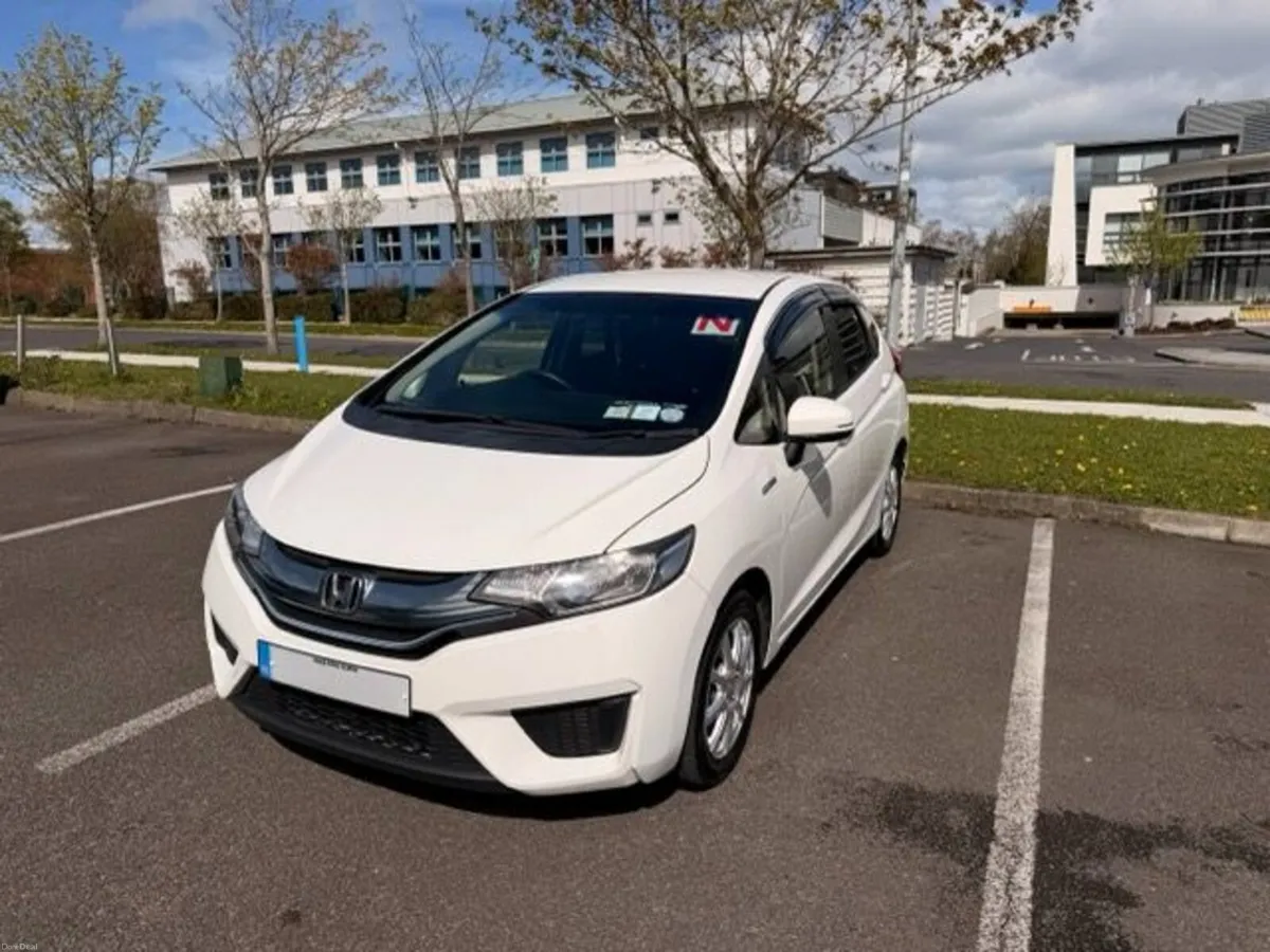 Honda Fit 2015 - Image 3
