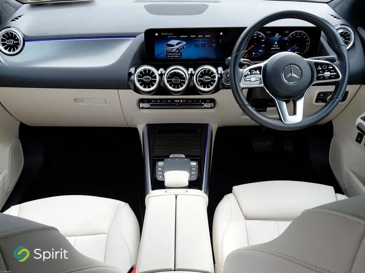 Mercedes-Benz GLA PHEV 250e A/T Progressive - Image 4