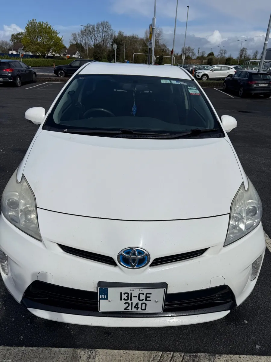 Toyota Prius 2013 - Image 1