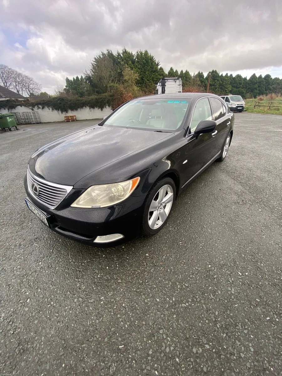 Lexus Ls460 - Image 2