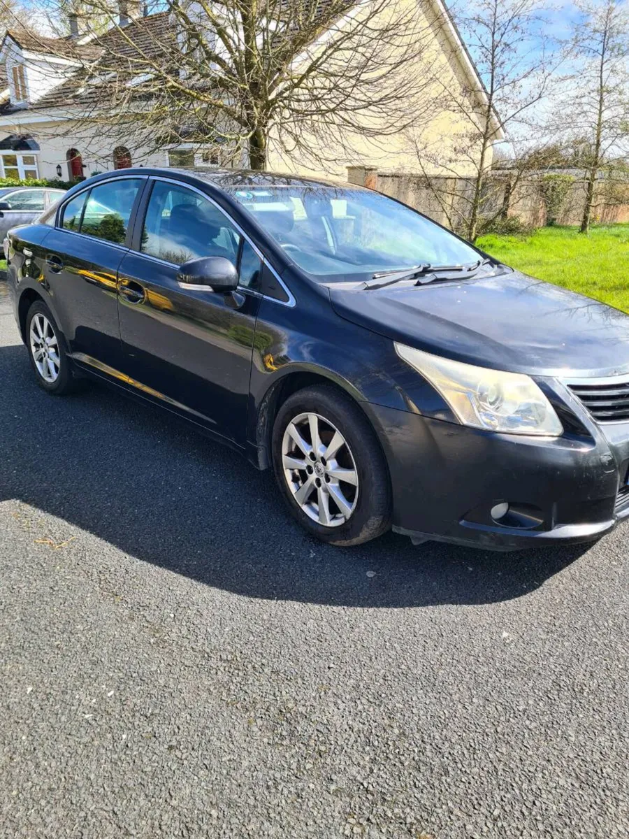 Toyota Avensis - Image 1