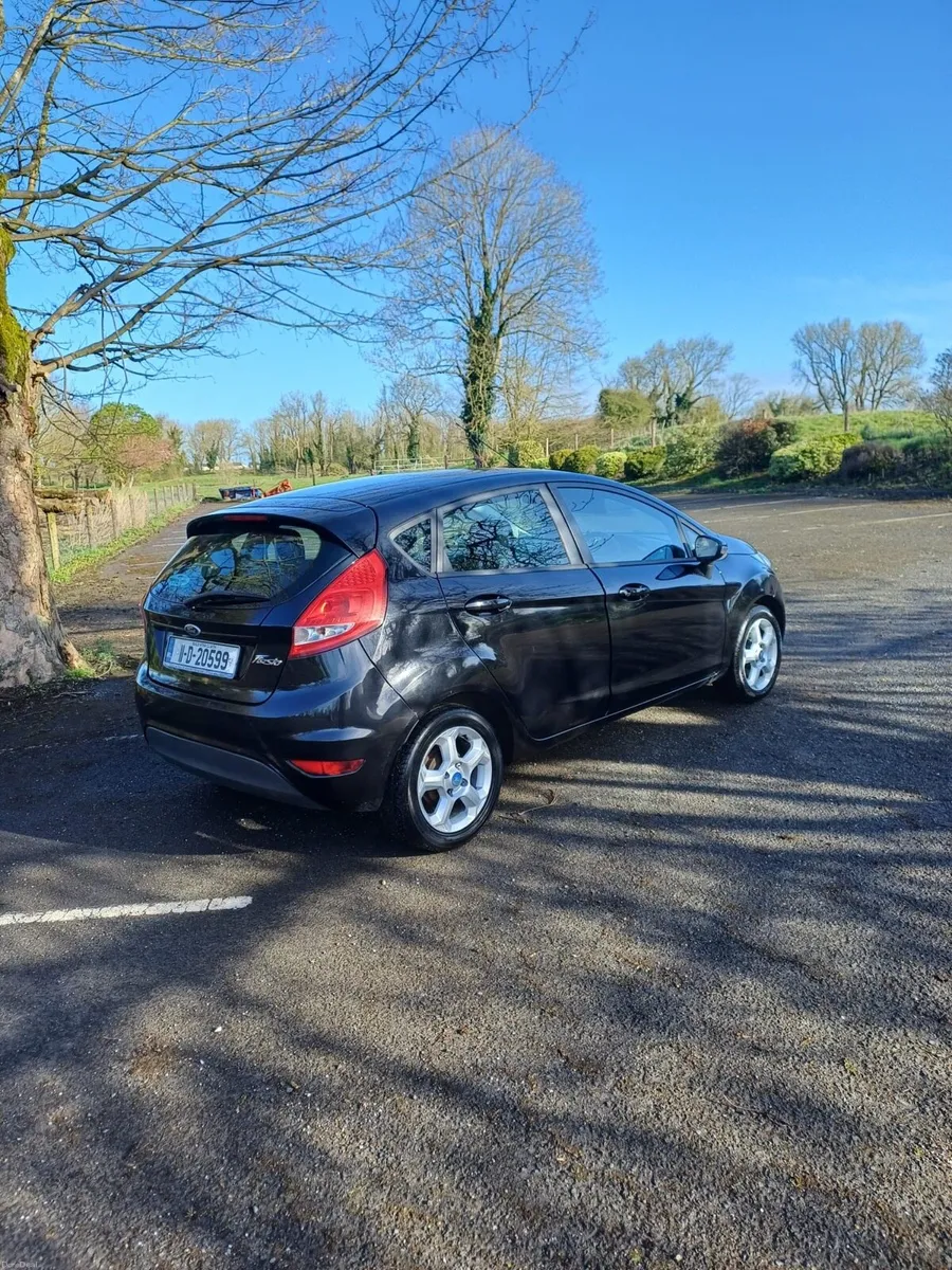 Ford fiesta 1.2 petrol 2011 - Image 3
