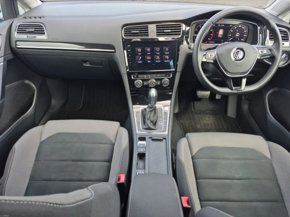Volkswagen Golf ** HIGHLINE ** HUGE SPEC ** LOW KM - Image 2