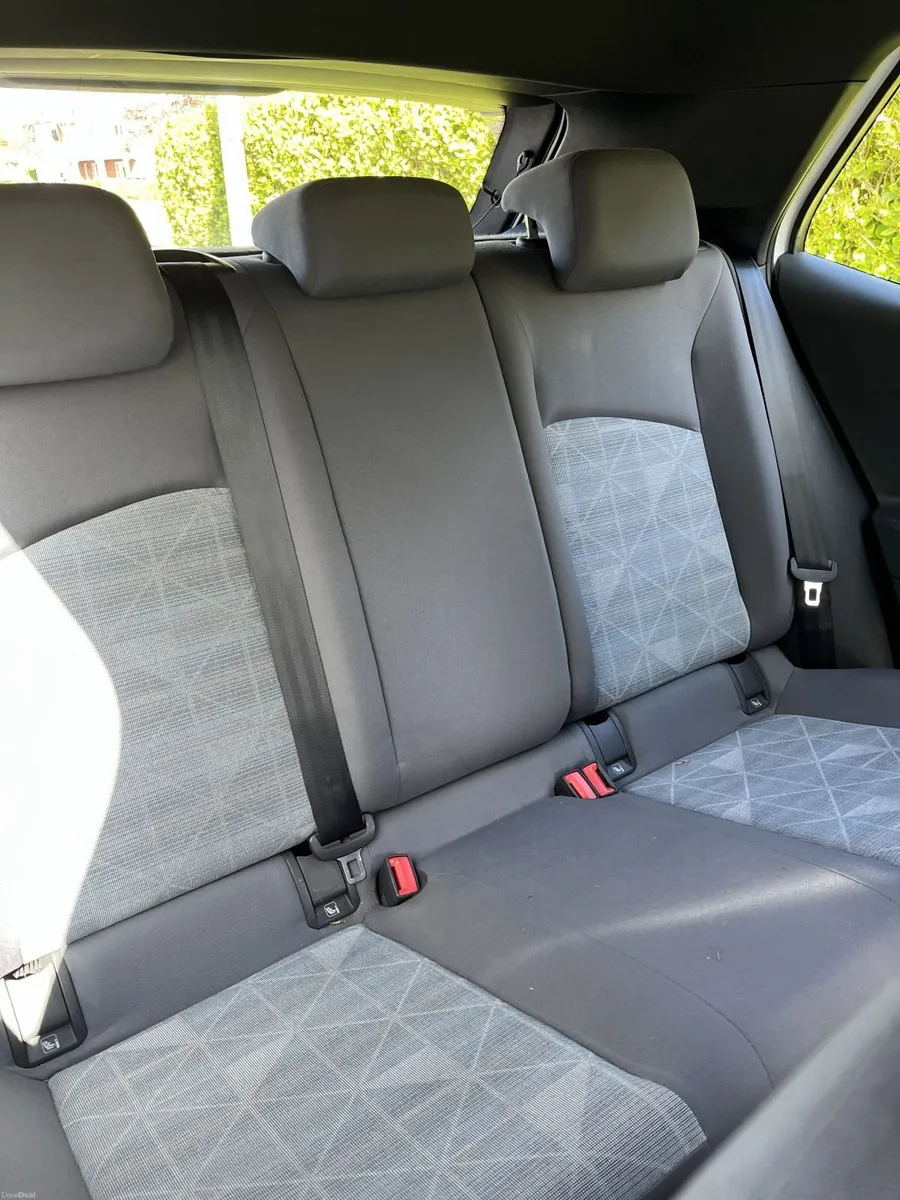 Volkswagen ID.3 2021 - Image 3