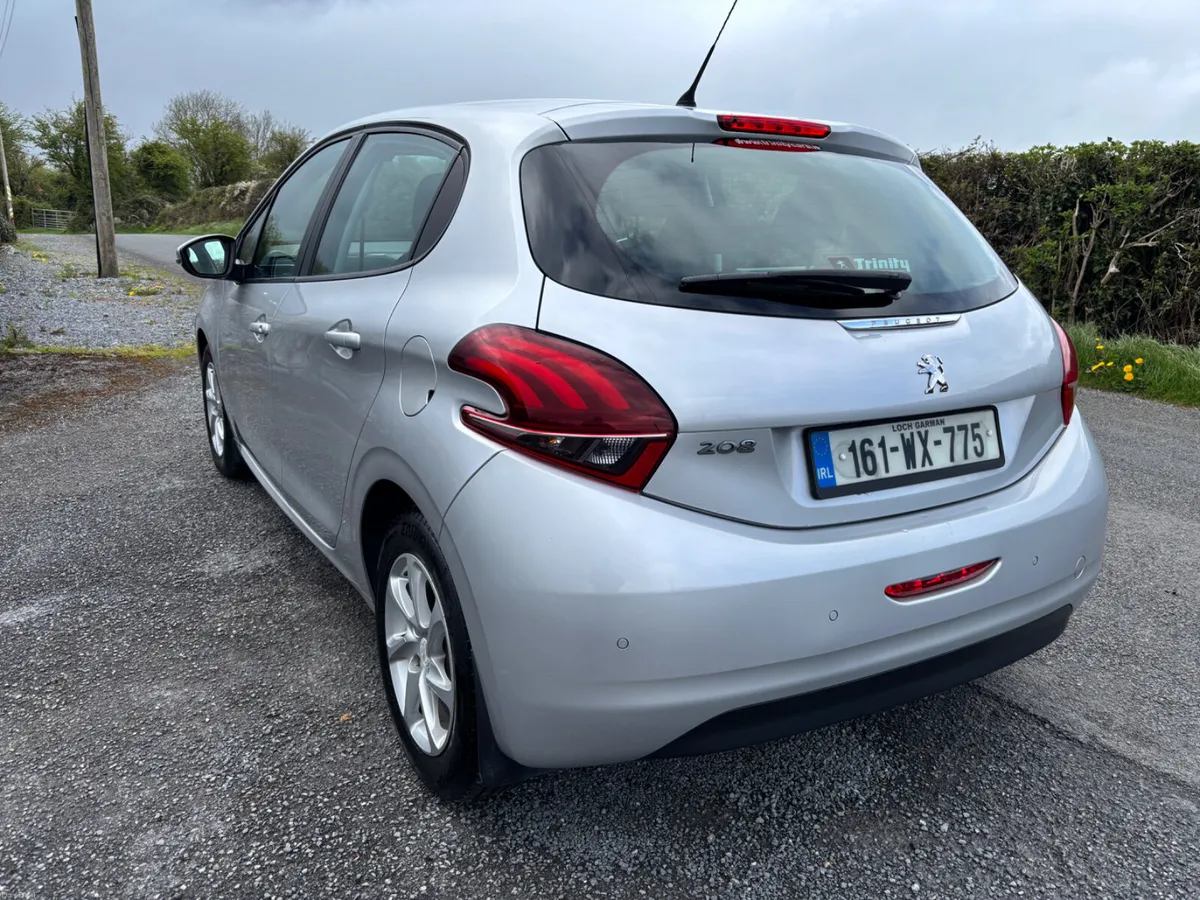 Peugeot 208 2016 1.2 low KLM’s - Image 4