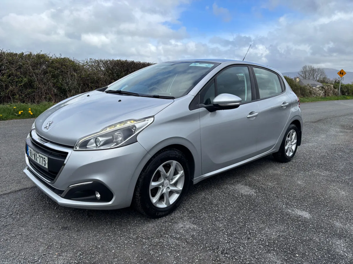 Peugeot 208 2016 1.2 low KLM’s - Image 3