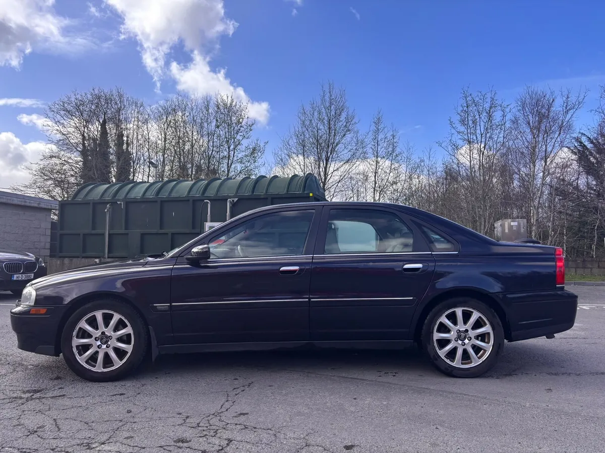 2006 Volvo S80 2.0 Turbo Petrol Automatic – Low KM - Image 3