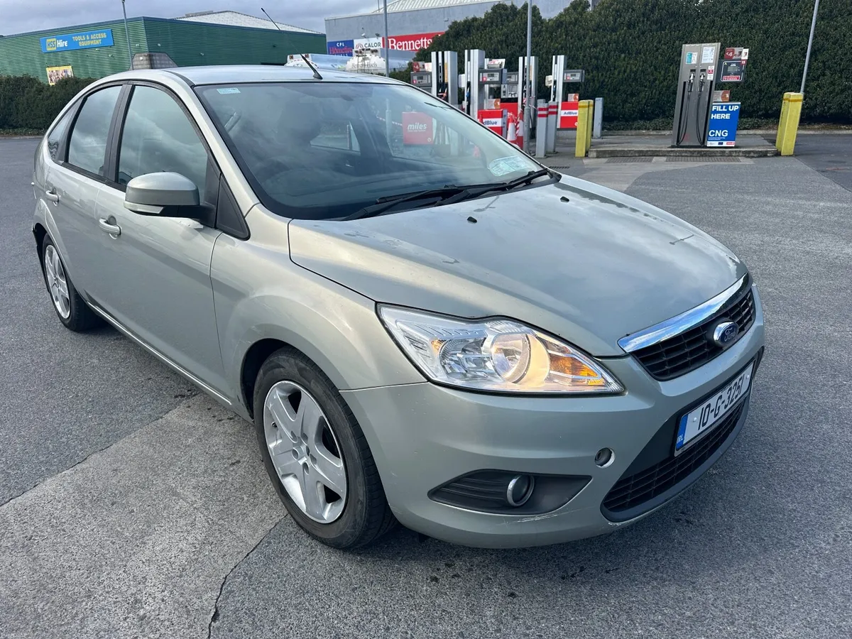 Ford Focus 2010 diesel - Image 1