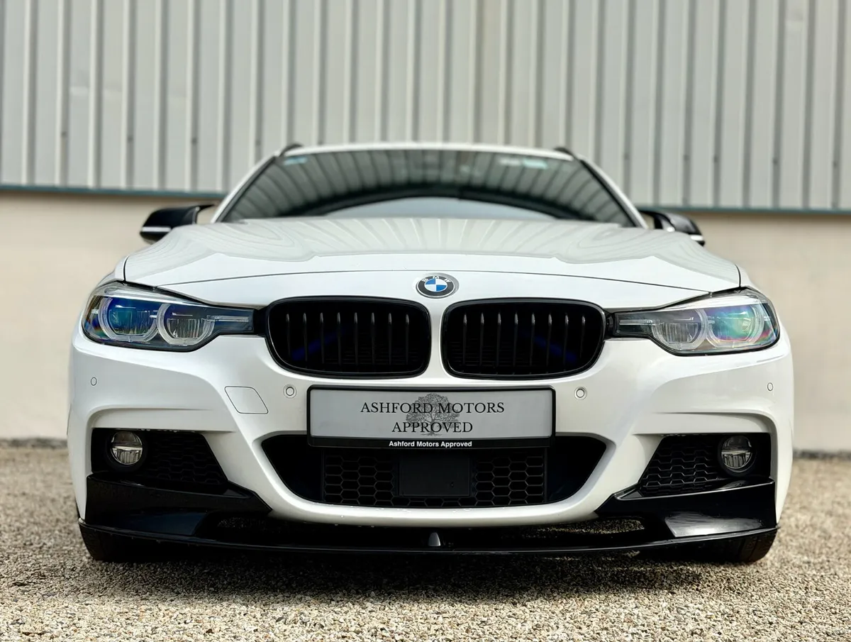 2018 BMW 320D touring shadow edition - Image 2