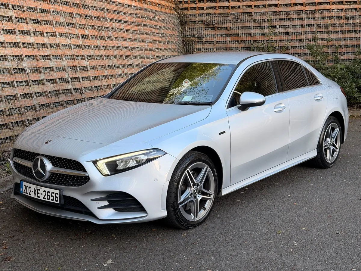 2020 Mercedes A250e **Amg Executive** - Image 4