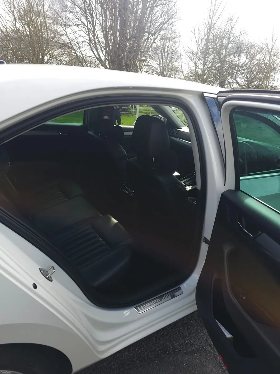 Skoda Superb 2018 - Image 1