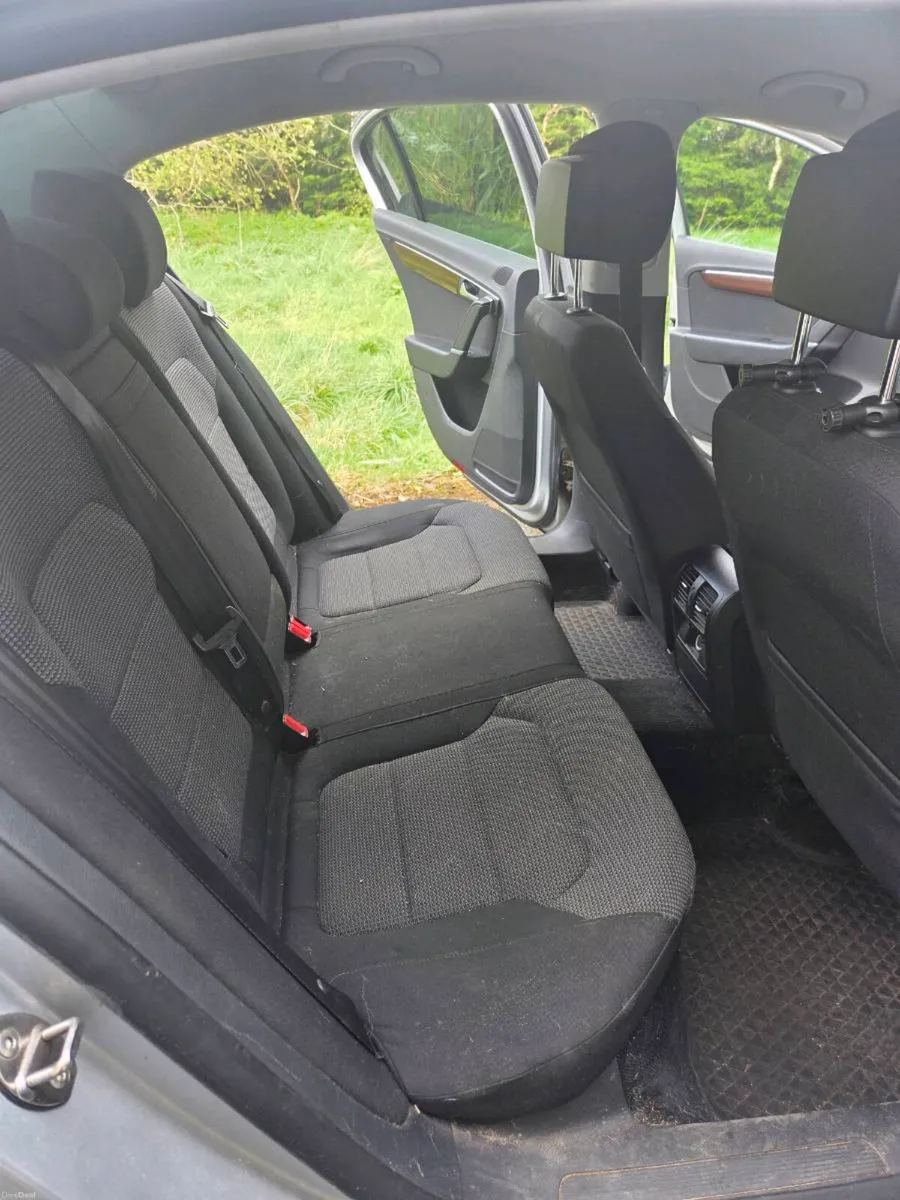 Volkswagen Passat - Image 3