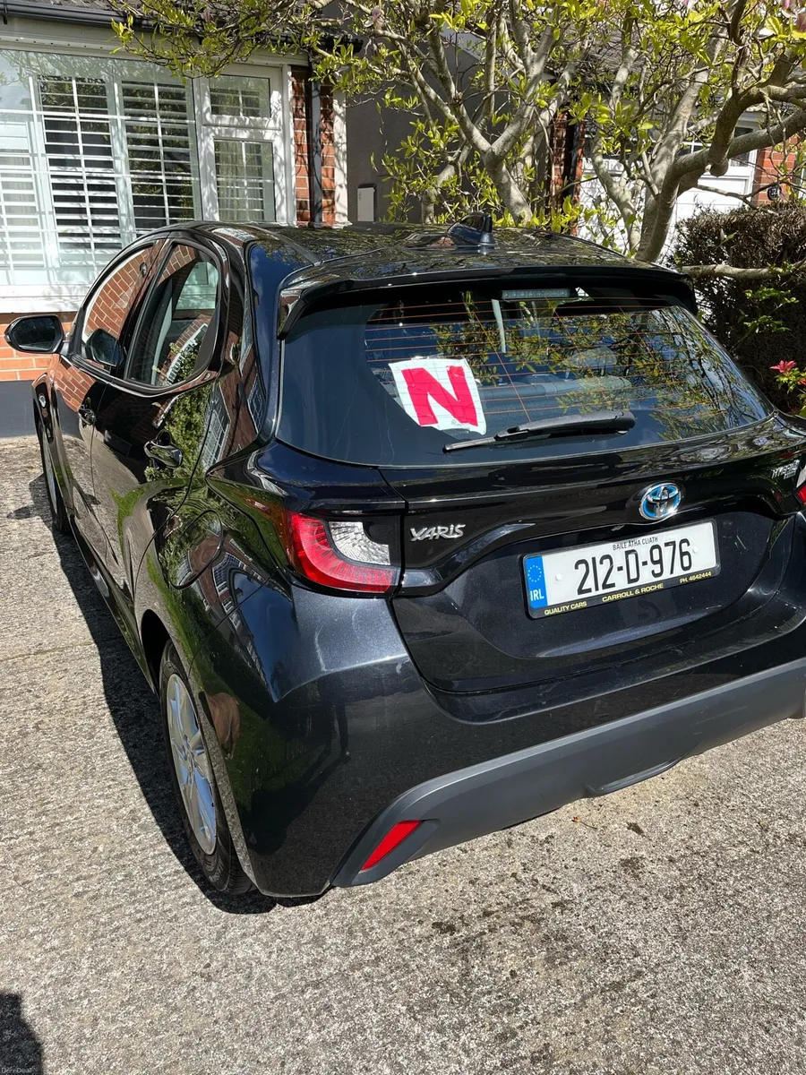 Toyota Yaris 21 1.5 hybrid automatic - Image 3