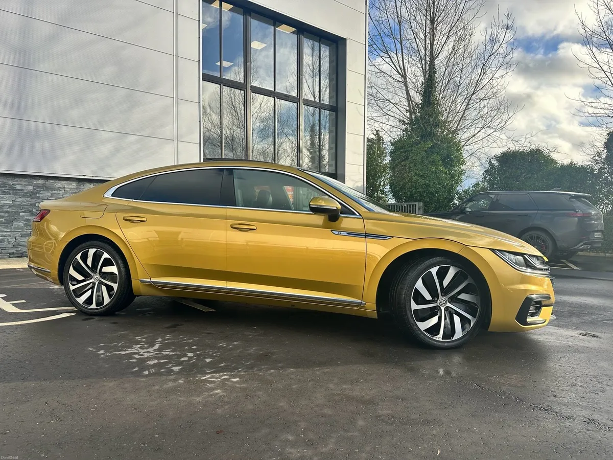 2017 Volkswagen Arteon 2.0L 150HP R-Line - Image 2